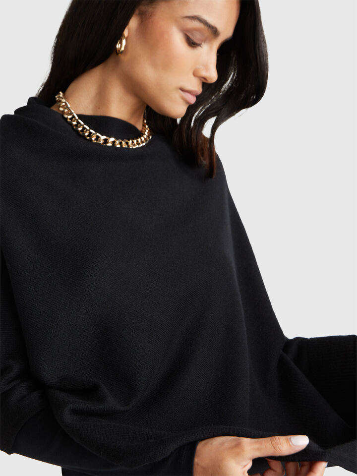 CAPE Women image number 4